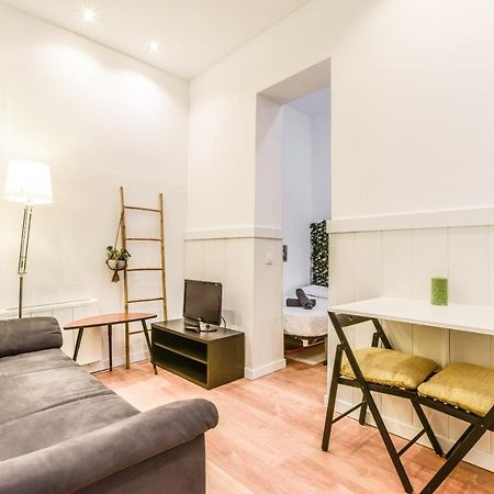 Apartamento Acogedor En El Barrio De Las Letras Apartment Madrid Bagian luar foto