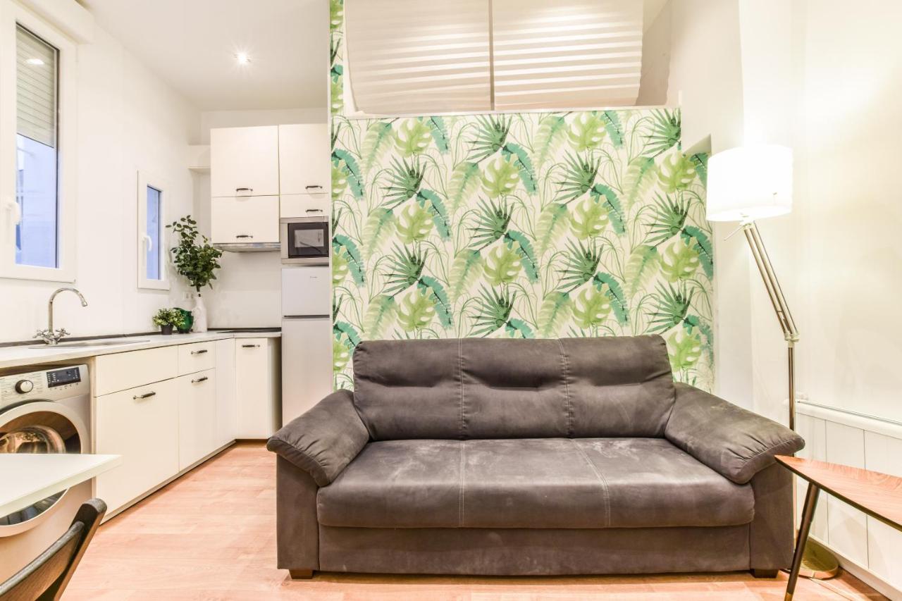 Apartamento Acogedor En El Barrio De Las Letras Apartment Madrid Bagian luar foto